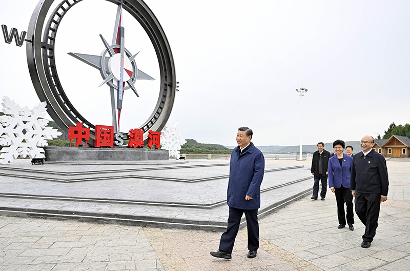 9月6日至8日，中共中央總書記、國家主席、中央軍委主席習(xí)近平在黑龍江考察。這是6日下午，習(xí)近平在大興安嶺地區(qū)漠河市北極村考察。